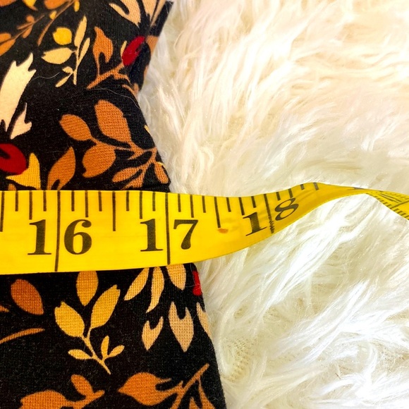 LANDS’ END Size 12P Stretchy Sheath Dress BROWN BLACK CREAM FLORAL EUC - Picture 11 of 13